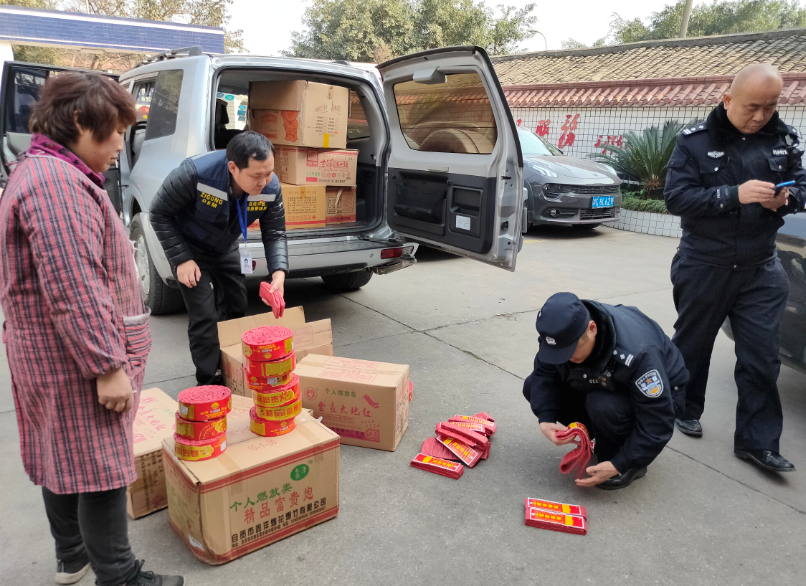 【春节护安全，应急在行动】大年初一，自贡应急系统16个检查组开展安全生产检查-10.png