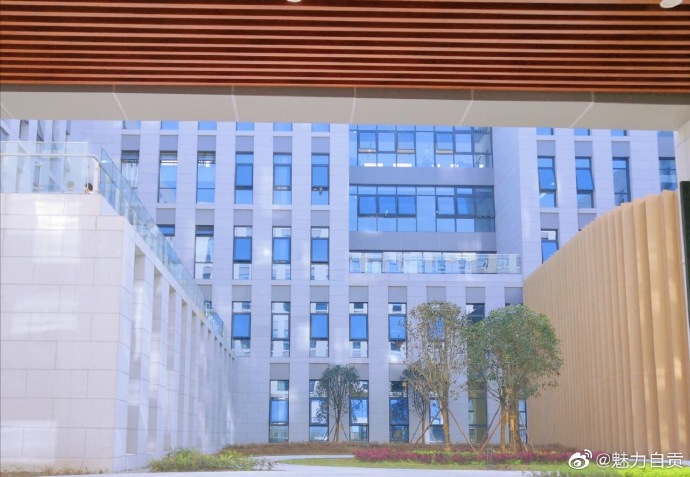 美啦！网友镜头下的四川轻化工李白河校区。-4.jpg