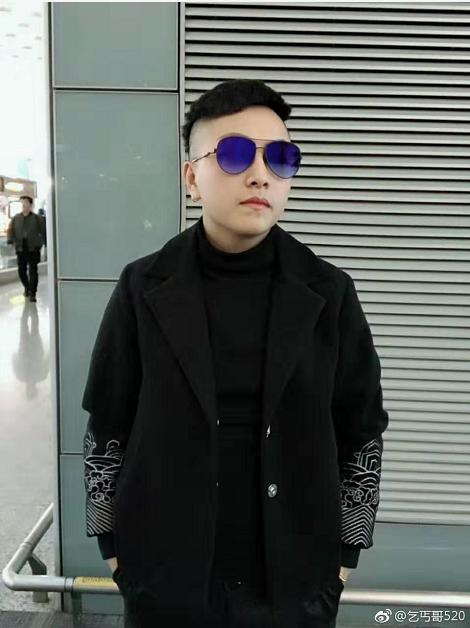 拐卖妇女、儿童，网红“乞丐哥”获刑13年半！曾坐拥400多万粉丝-2.jpg