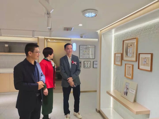 祝贺！梵希照相馆新店——在华商爱琴海蓝岸天街如约而至隆重开业-12.jpg