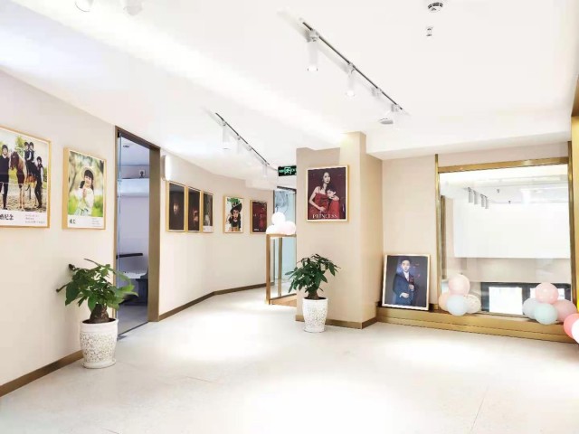祝贺！梵希照相馆新店——在华商爱琴海蓝岸天街如约而至隆重开业-18.jpg