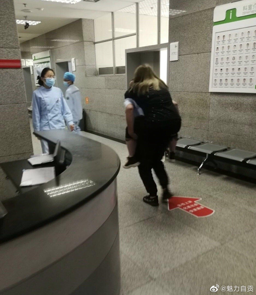 表扬自贡这位公交司机-3.jpg