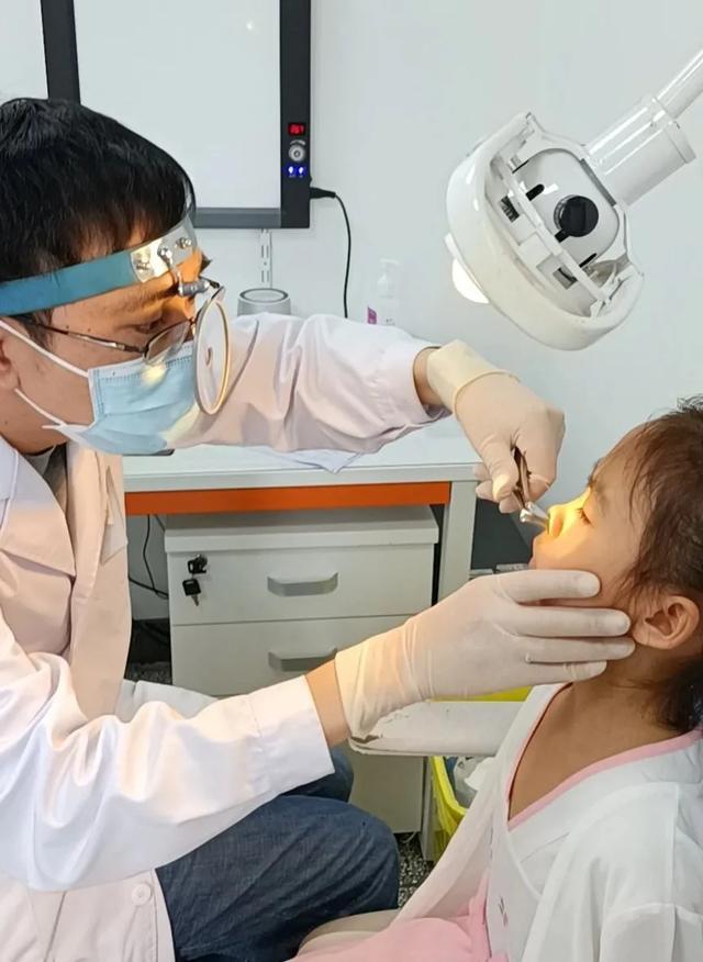 五一里的医护人员：坚守岗位 为生命保驾护航-2.jpg