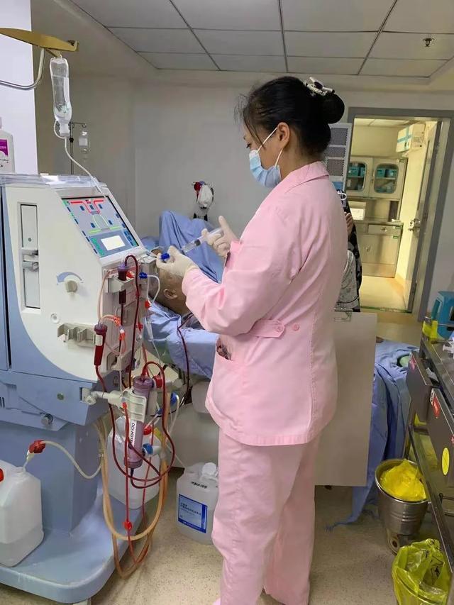 五一里的医护人员：坚守岗位 为生命保驾护航-10.jpg