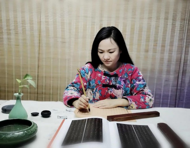 自贡市硬笔书法家协会庆祝建党100周年大书法网络展-7.jpg