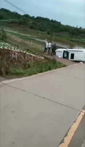 突发！又一个整来kuo起了！-1.jpg