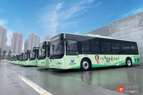 高考学子：自贡公交5条专线＋57条常规线路为你免费送考-1.jpg