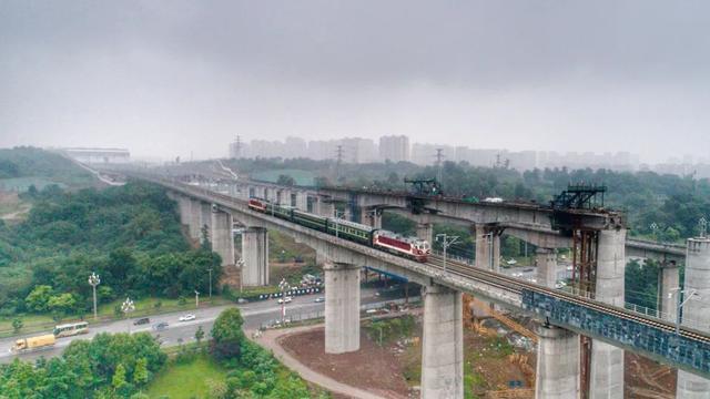 今天，自贡、泸州离高铁时代又进一步-3.jpg