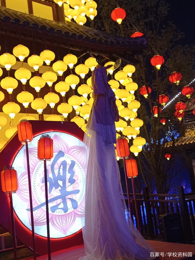 高考完了，到自贡灯会看看-6.jpg
