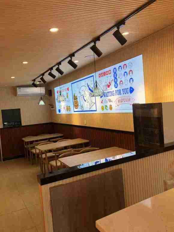 店铺转让:理工学院学苑街，做加盟店的店面，装修完好-2.jpg