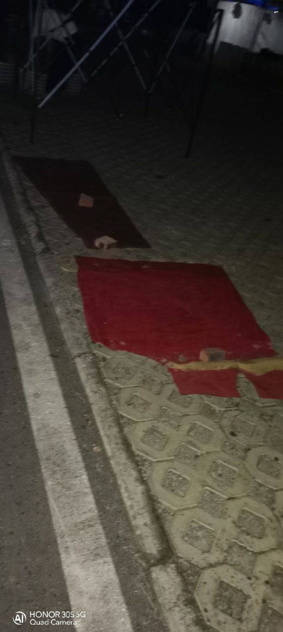 九洪西瓜节活动现场的农产品免费摊位大部分被强占-6.jpg
