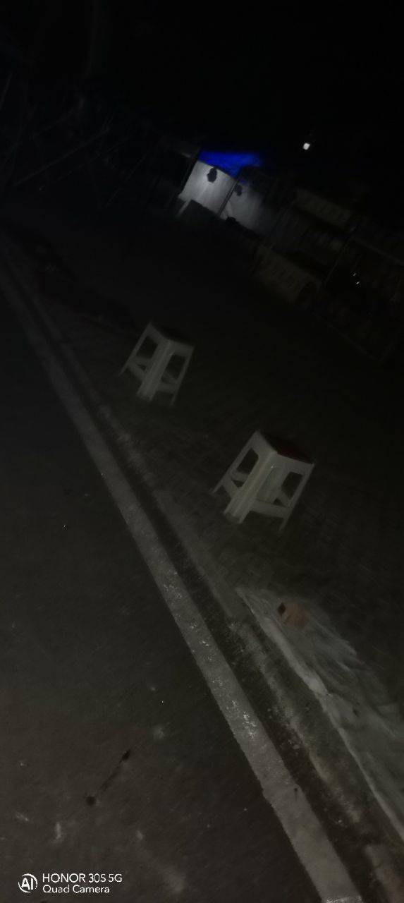 九洪西瓜节活动现场的农产品免费摊位大部分被强占-3.jpg