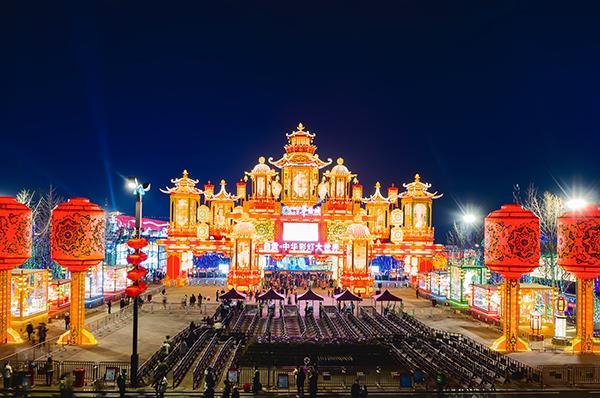 端午小长假 自贡A级景区接待游客24.88万人次-1.jpg