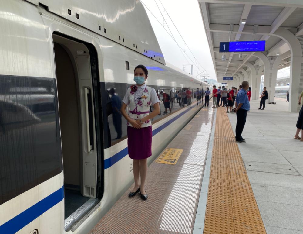 刚刚开通！泸州、自贡加入成渝1小时交通圈-2.jpg