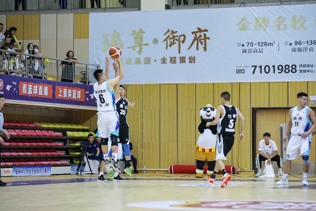 “三连冠”2021“远达美乐杯”川篮联赛自贡远达美乐再卫冕-1.jpg