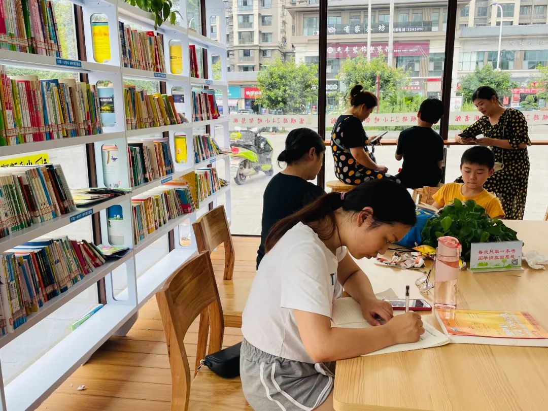 全面开放！富顺首个24小时自助图书馆亮相！位置就在......-6.jpg