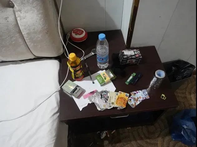 富顺捣毁一非法窝点，10人被抓！-2.jpg