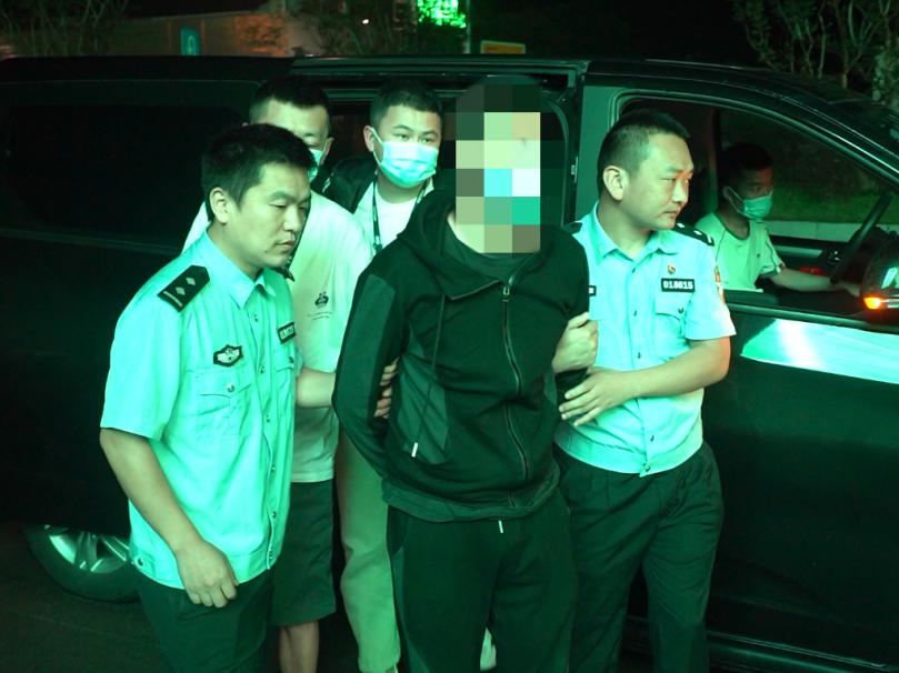 涉案金额达300万余元！一男子向富顺县公安局投案自首，原因竟是...-1.jpg