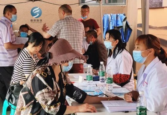 连续4天！富顺继续开展第一剂次新冠病毒疫苗接种！涉及这些地方……-1.jpg