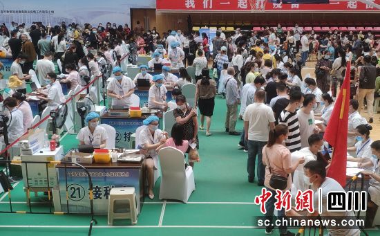 富顺：疫苗接种超38万人次 加速构筑全民免疫屏障-3.jpg