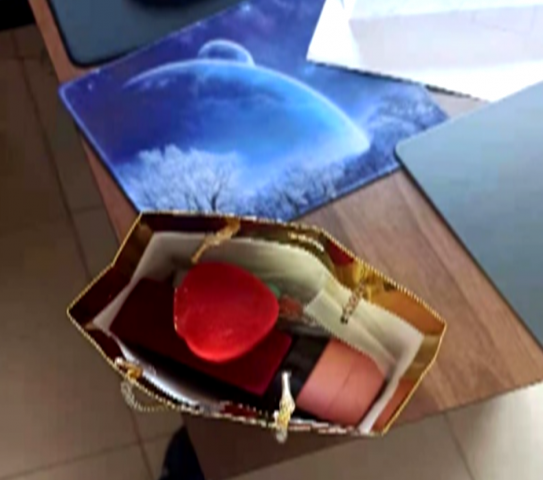 有你的东西吗？快来失物驿站认领-3.jpg