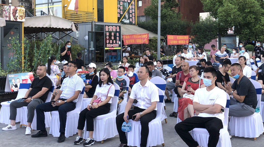 燃爆·兄弟团荷尔蒙 瑞虎8上市品鉴会-9.jpg