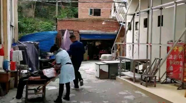 自贡面馆小伙劝人结账被捅伤致死，法院判决结果来了-3.jpg