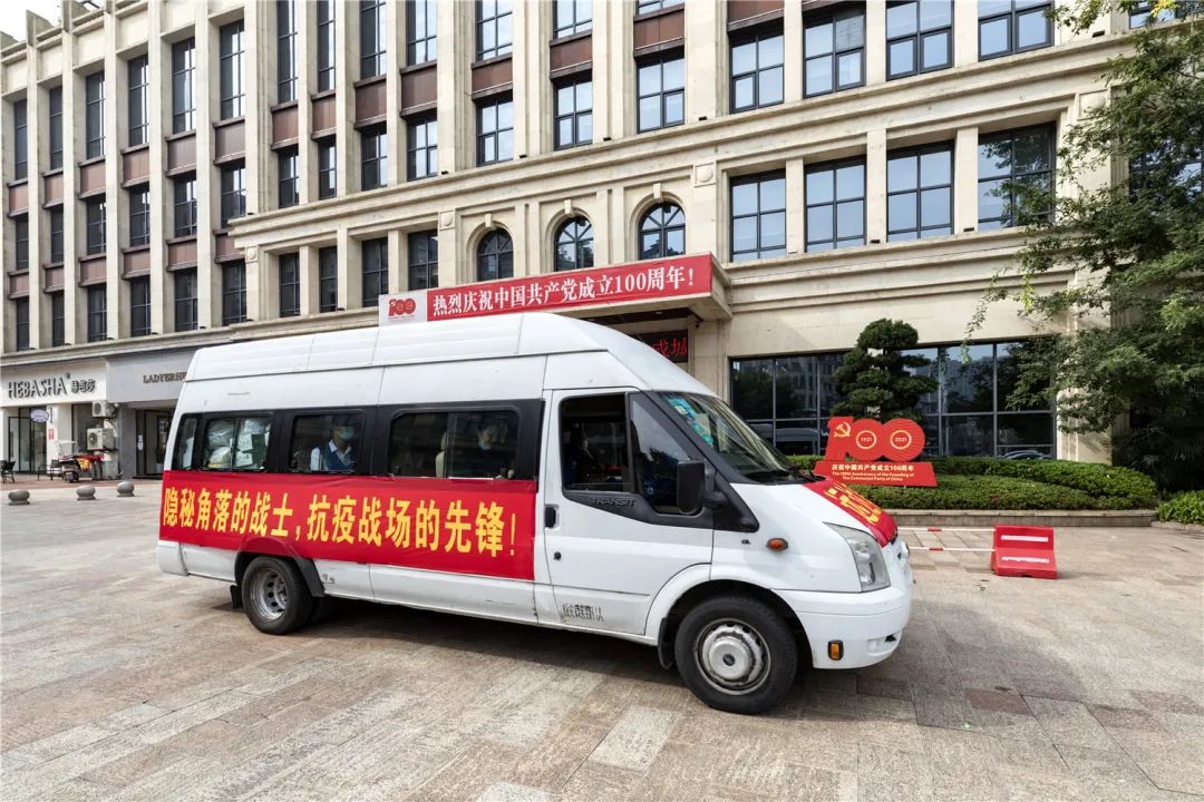 远达集团向富顺县疾控中心捐款捐物，助力疫情防控！-3.jpg