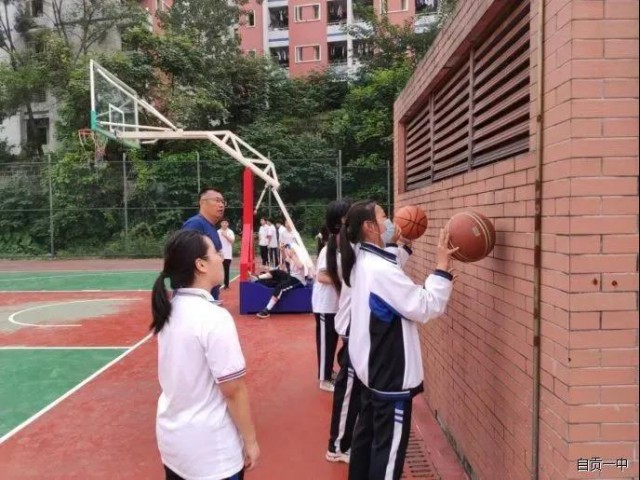 减量提质增效率 自贡“双减”进行时 |自贡一中推出“选修课超市”-3.jpg