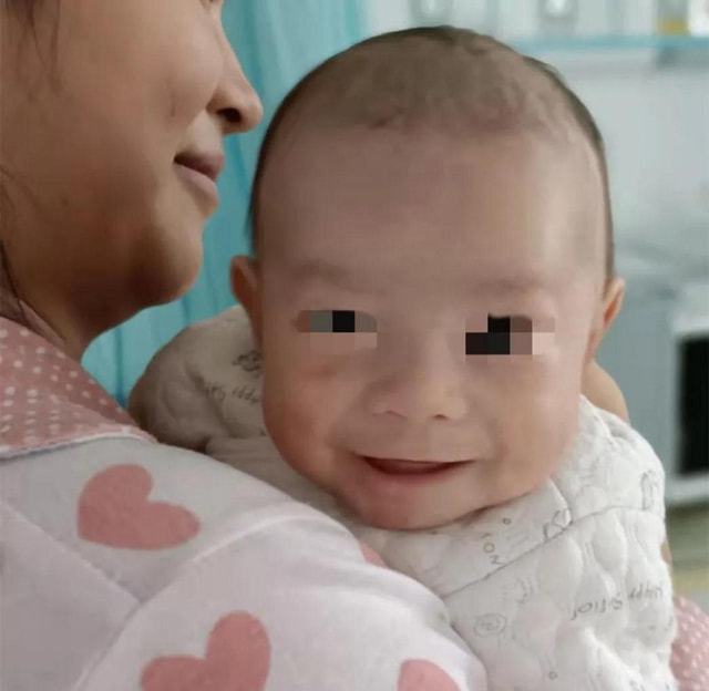 自贡一医院成功为一出生33天婴儿完成幽门环肌切开手术-4.jpg