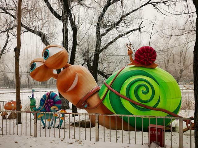 冰天雪地上的自贡彩灯展-17.jpg