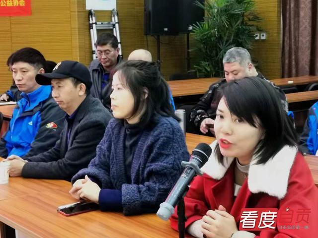 致敬志愿者 用行动点亮人心-16.jpg
