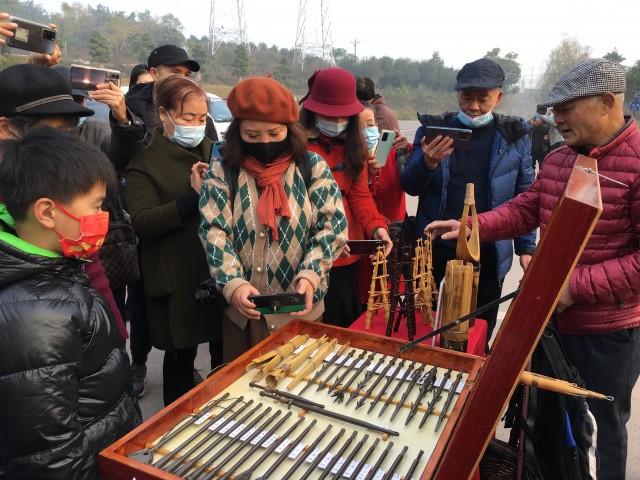 百城行｜巴蜀文旅“百城行”走进四川自贡贡井：打卡古盐场非遗体验“飞天贡井”-1.jpg