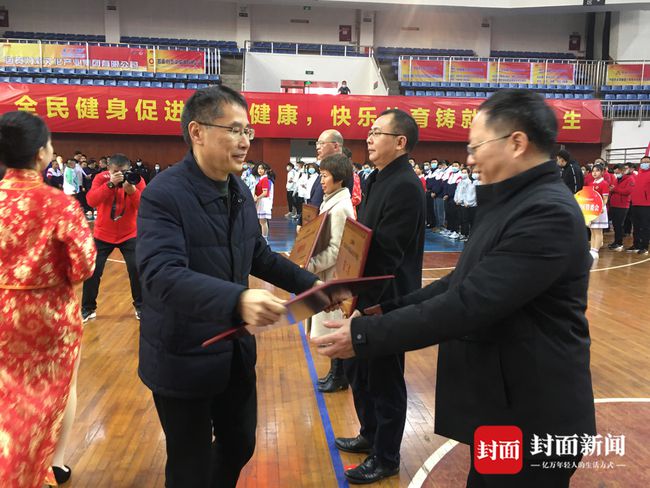 自贡市第十四届运动会闭幕 29个体育项目共产生金牌493枚-3.jpg