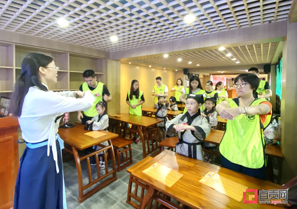 玩转元旦！自贡推出4条精品旅游线路——-4.jpg