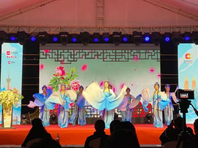 巴蜀文旅“百城行”暨自贡第三届短视频大赛落幕：万元大奖作品3人拍了1月，活动直...-5.jpg
