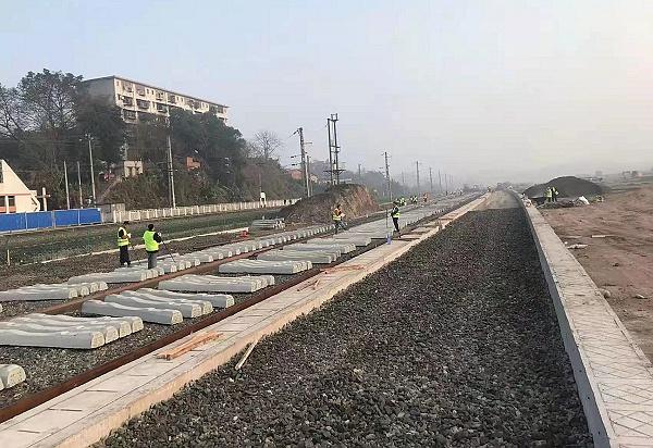 自贡市发展和改革委员会督导大山铺铁路物流园建设-2.jpg
