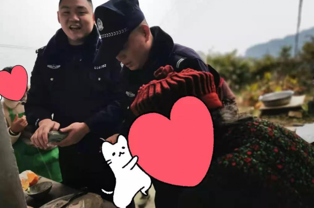 慌了！荣县八旬老人被盗2万块钱？-2.jpg