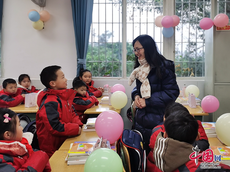 自贡市大安区江姐小学校组织开展“奔跑吧 新学期”迎新活动-4.jpg