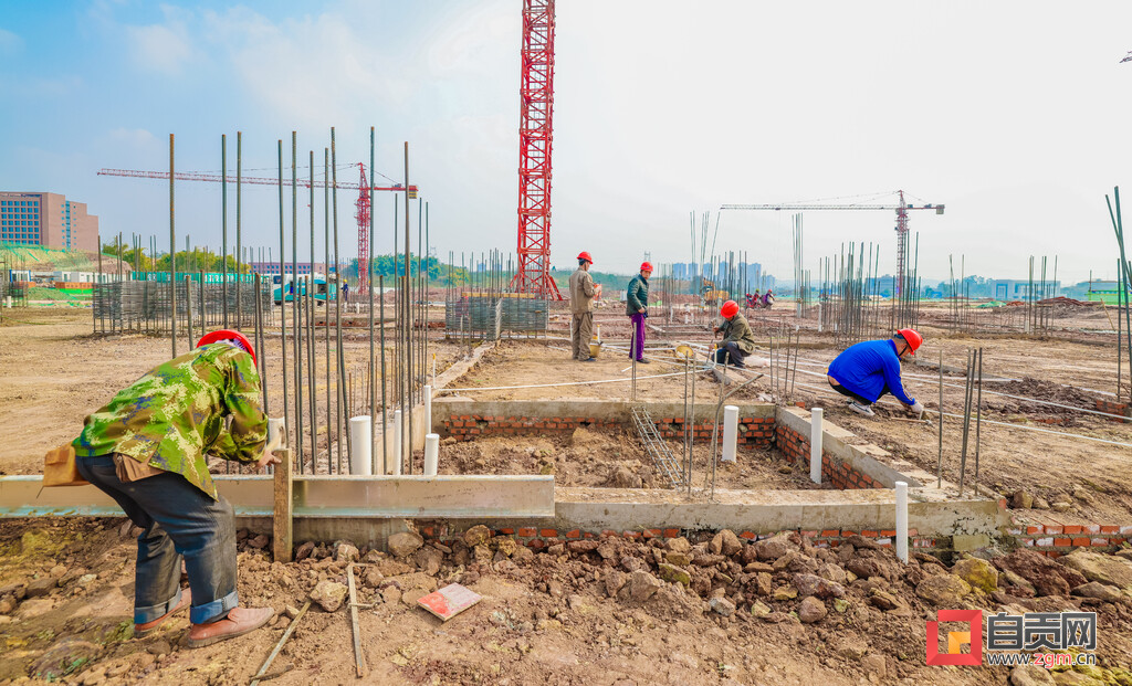 项目建设正当时 自贡职业技术学院二期工程预计今年8月投用-7.jpg