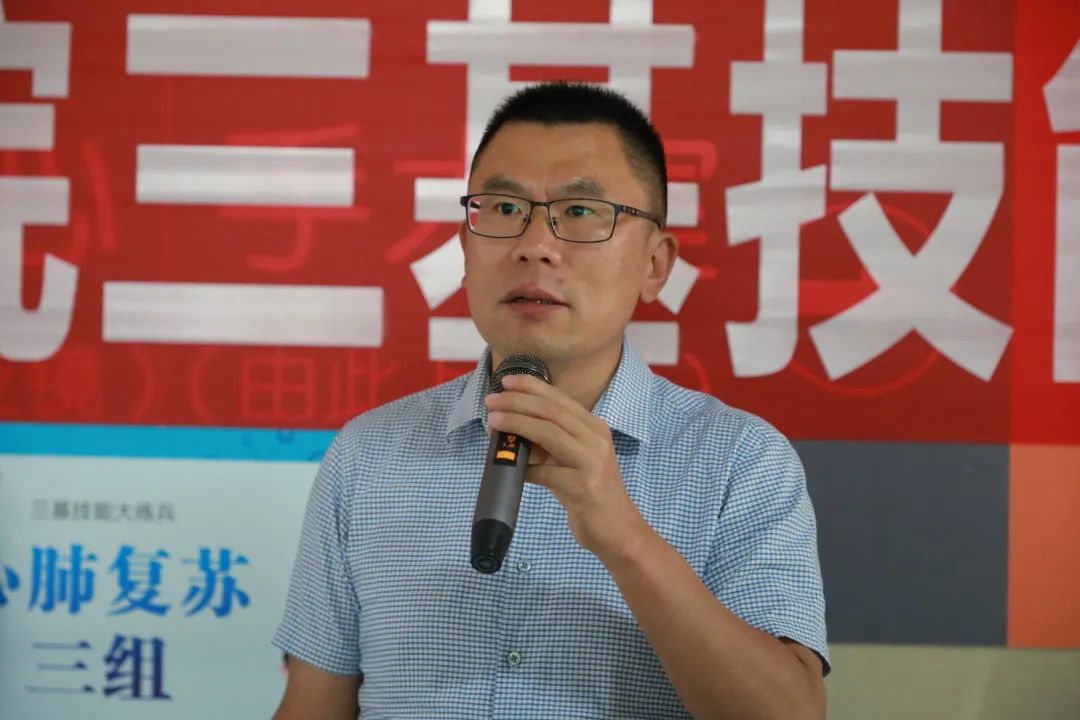 守护生命“救”在身边——富顺县人民医院开展三甲创建三基技能大练兵-6.jpg