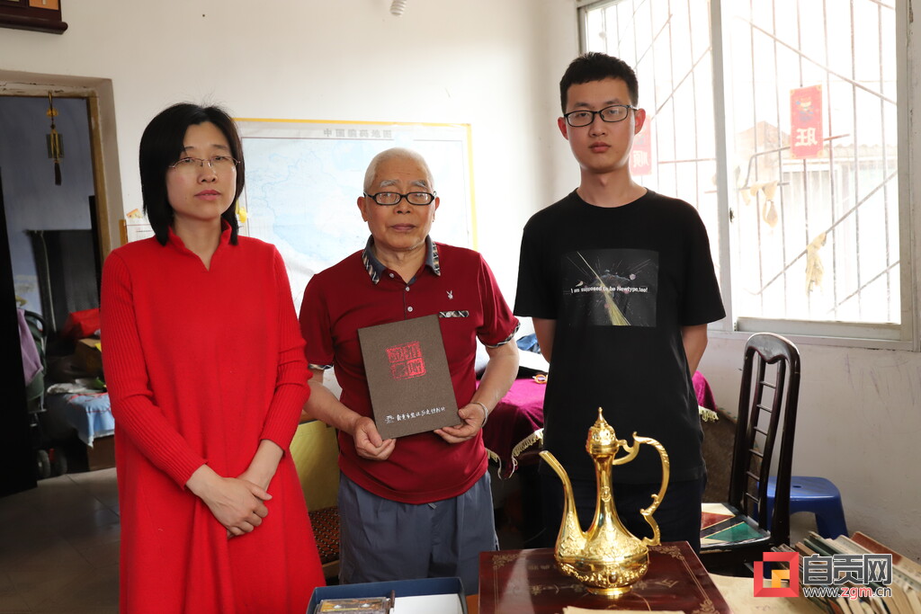 “传家宝”哪里去？自贡市盐业历史博物馆文物捐赠背后的故事-3.jpg