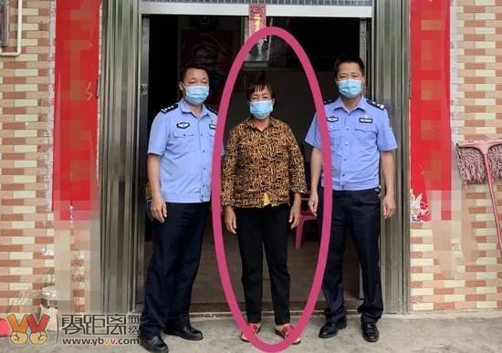 重大拐卖妇女儿童案，公安部A级通缉令在逃人员刘上英在博白投案自首-1.jpg
