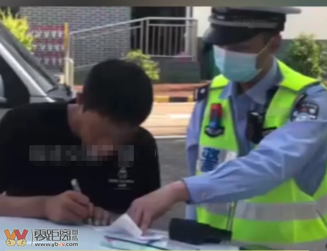 奇葩！一男子在高速应急车道上扯了张吊床睡觉：车内狭窄，睡不舒服...-4.png