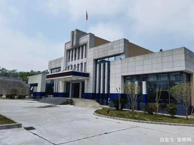 富顺人看过来！东湖派出所要搬迁啦，新址在这里……-6.jpg