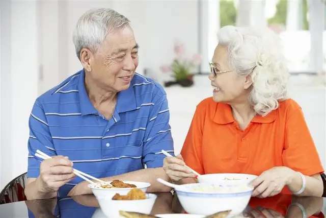 电饭锅是“害人锅”，内胆有毒还致癌？央视的一个实验告诉你真相-6.jpg