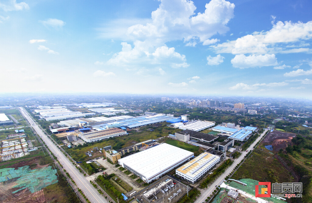 预计2025年产值超300亿 川南新材料产业基地点燃自贡产业转型升级“新引擎”-3.jpg
