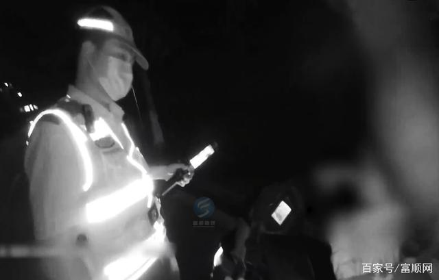 无证、酒驾、搭乘小孩……富顺交警蜀黍这次真的生气了！-2.jpg