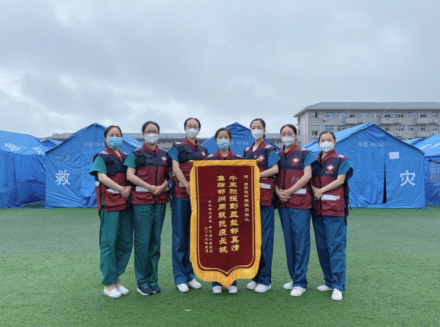 邻水，再见！151名自贡英雄回家-6.jpg