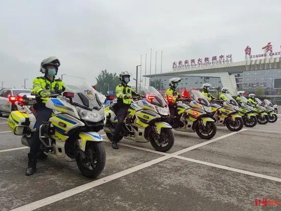 自贡启动爱心送考活动：高考期间将免费定点接送900余名考生-2.jpg